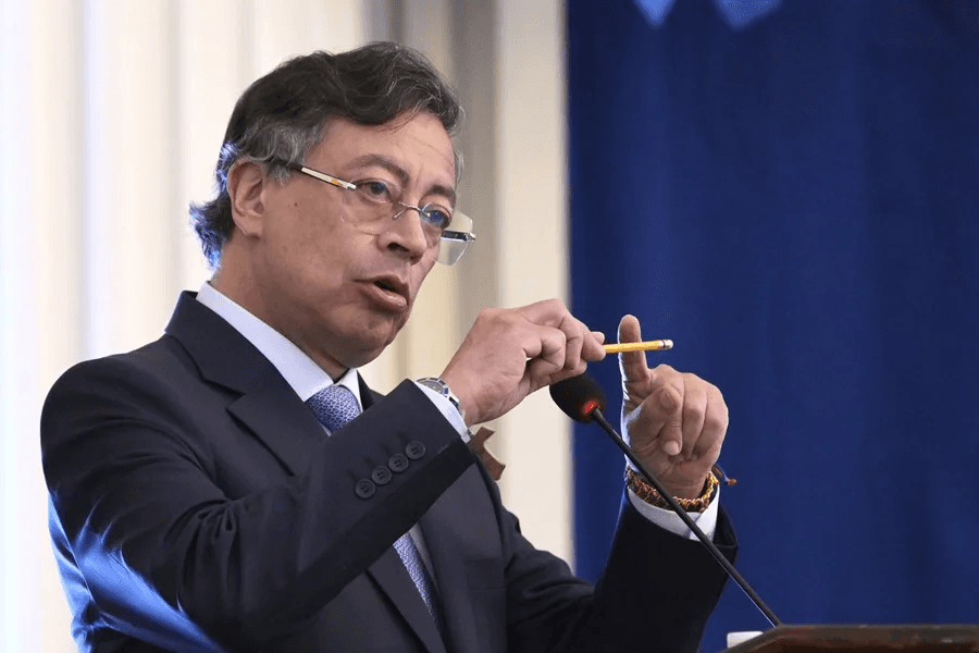 Petro dice que está dispuesto a retirar los aranceles a los productos ecuatorianos en Colombia | La República EC